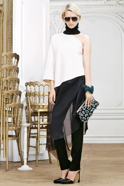 Look 14